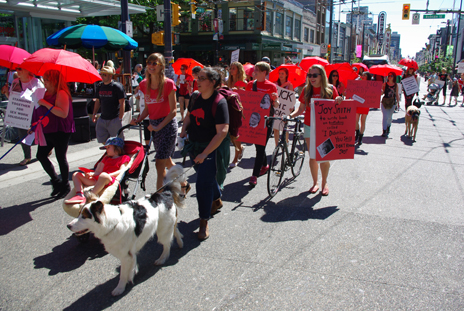 There were quite a few kids and even some dogs! Photo: Elaine Ayres